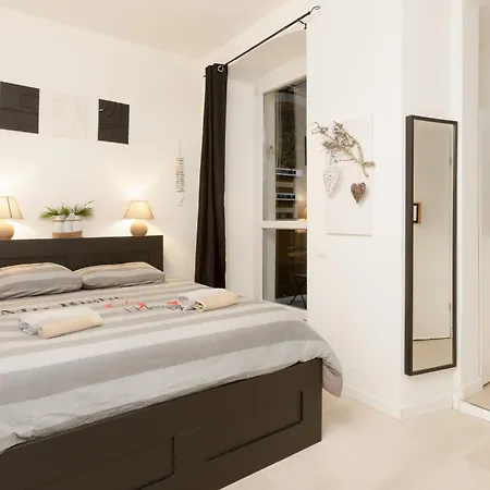 Xx Settembre Apartman Trieszt